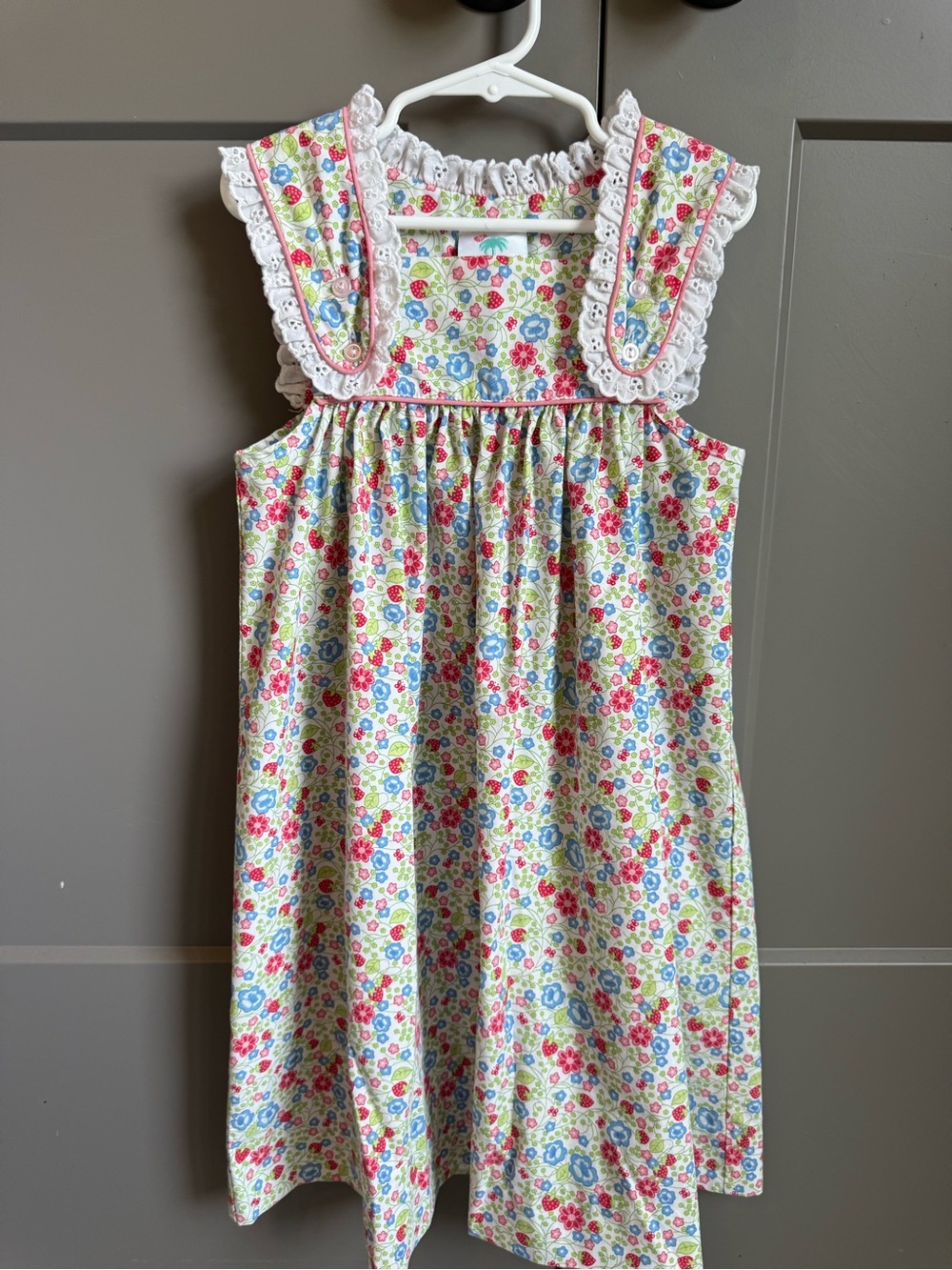 Shrimp & Grits Kids Vintage Strawberry Flower Lace Trim Dress 6